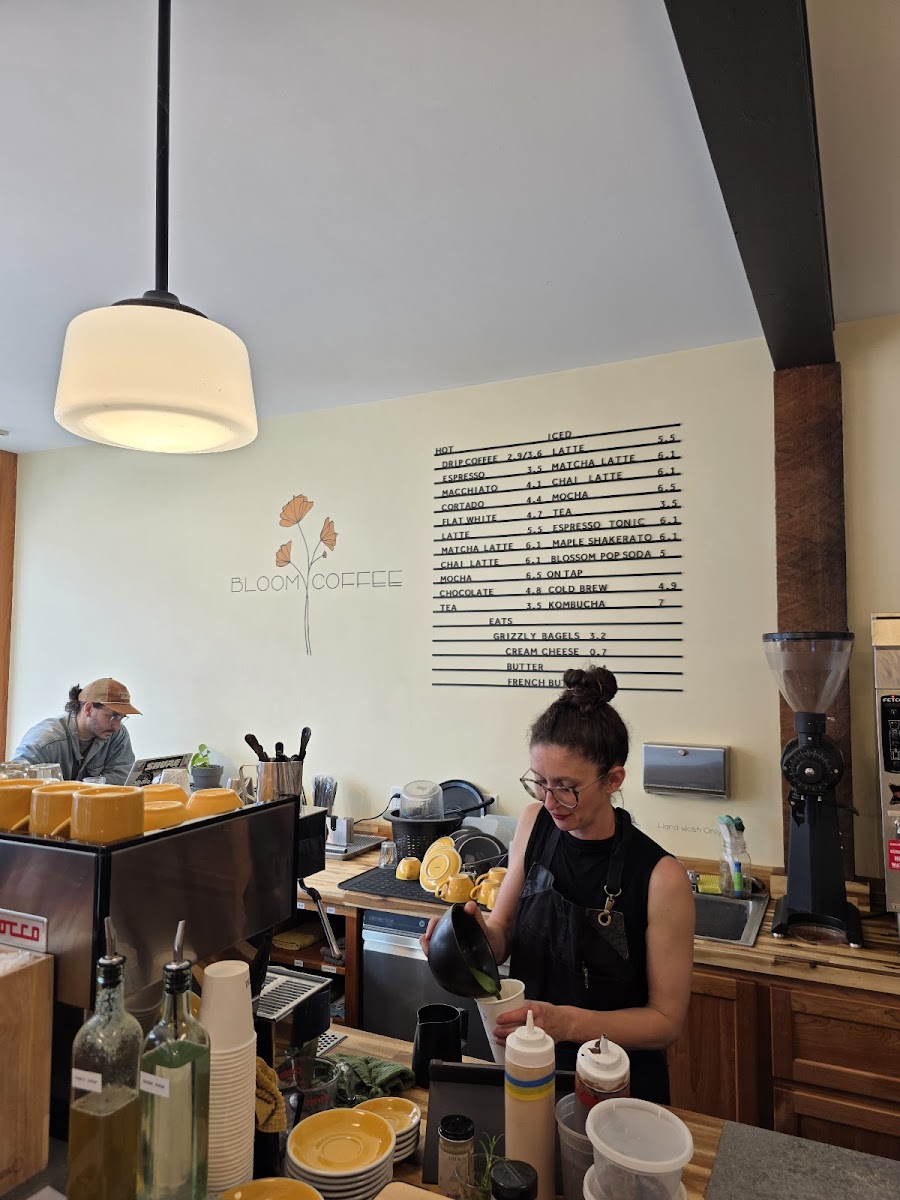 Bloom Coffee Photo 4