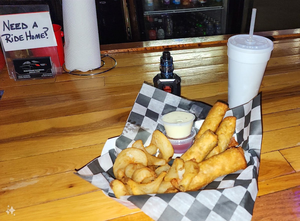 'Tha Gap' Bar and Grill Photo 5