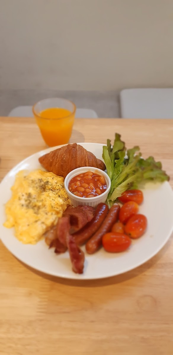 HOC - House Of Croissants Photo 6