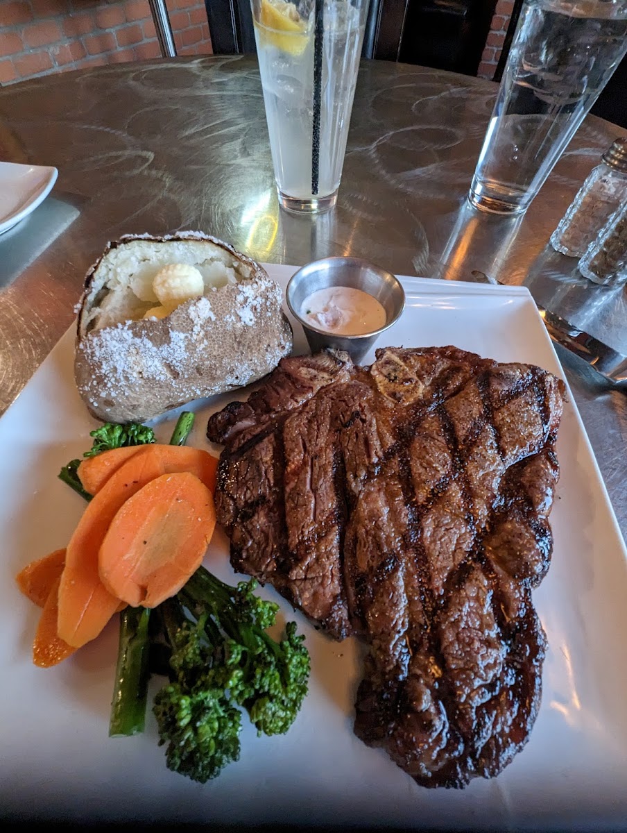 Jack Niemann's Black Forest Steak House Photo 10