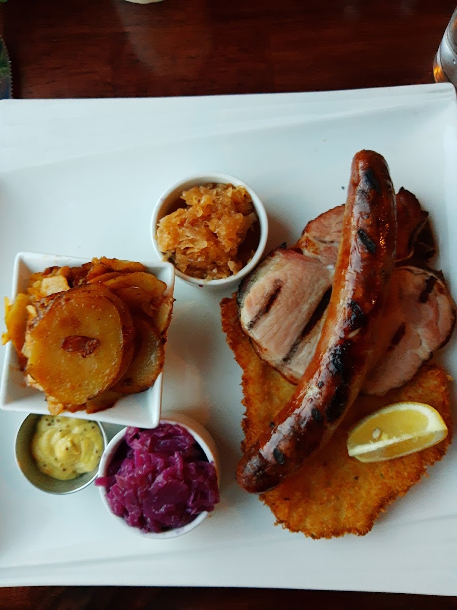 Jack Niemann's Black Forest Steak House Photo 8