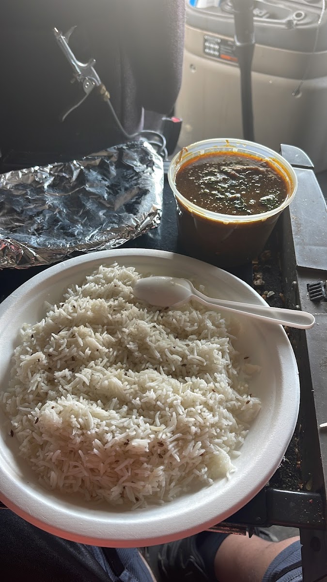 Chacha's Dhaba Indian Cuisine Photo 10