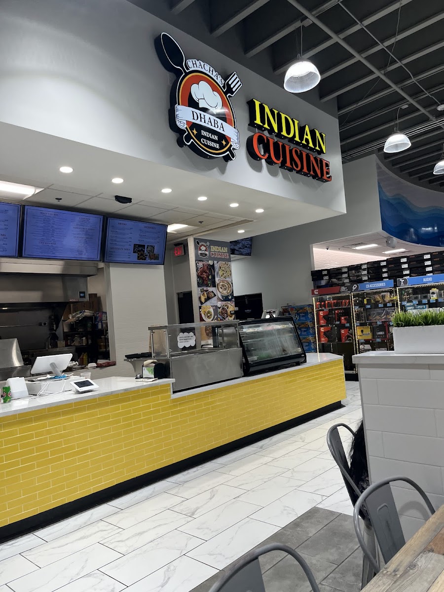 Chacha's Dhaba Indian Cuisine Photo 3
