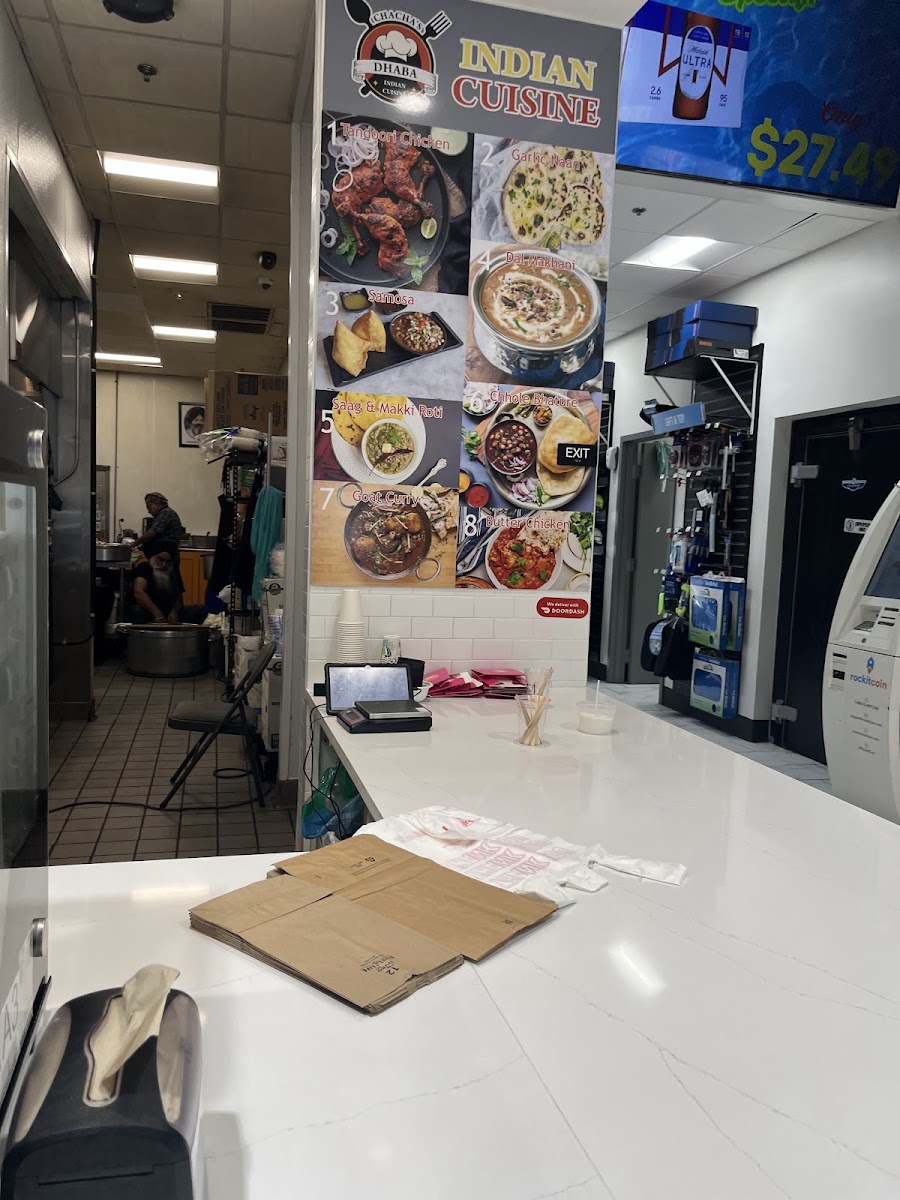 Chacha's Dhaba Indian Cuisine Photo 4
