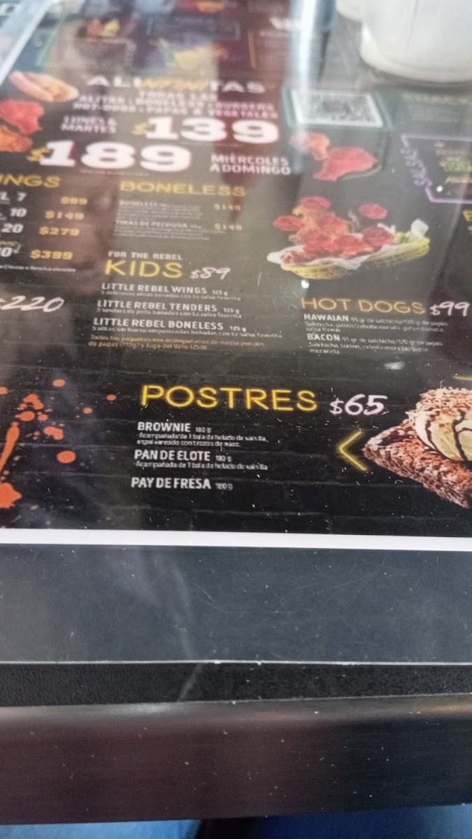 Rebel Wings Ecatepec Photo Menu 6