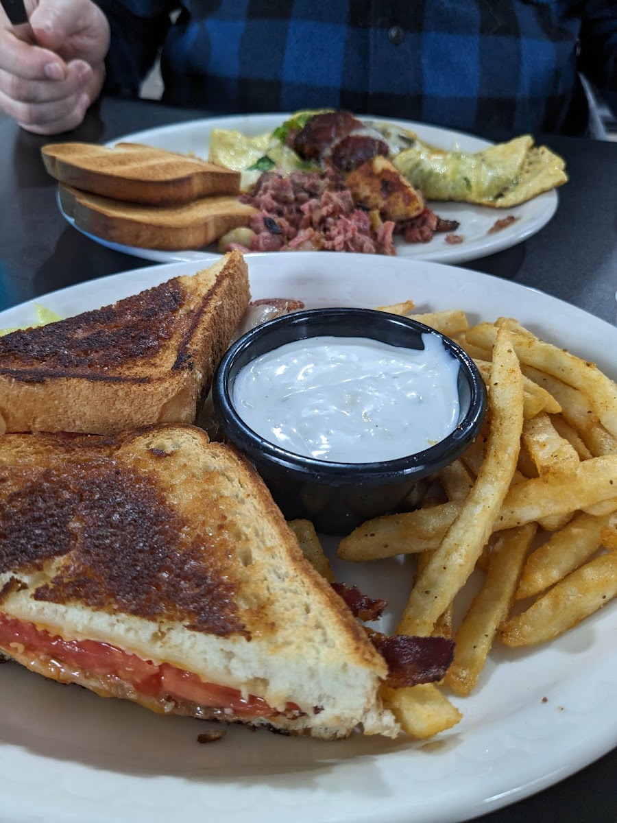 Milkhouse Diner Photo 9