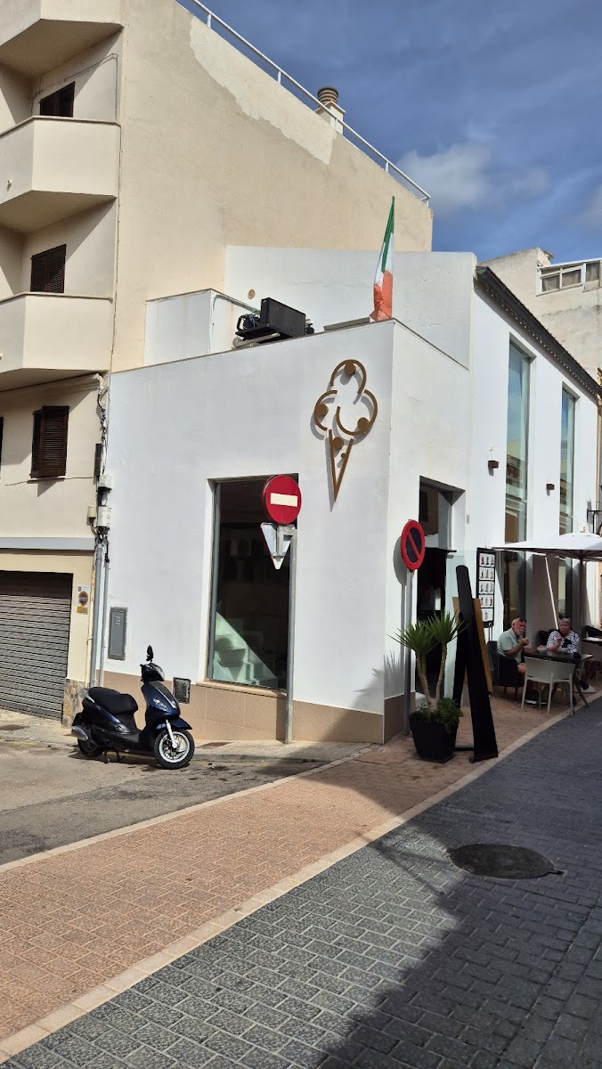 Nini Gelateria Bar Eisdiele Heladeria Photo 3