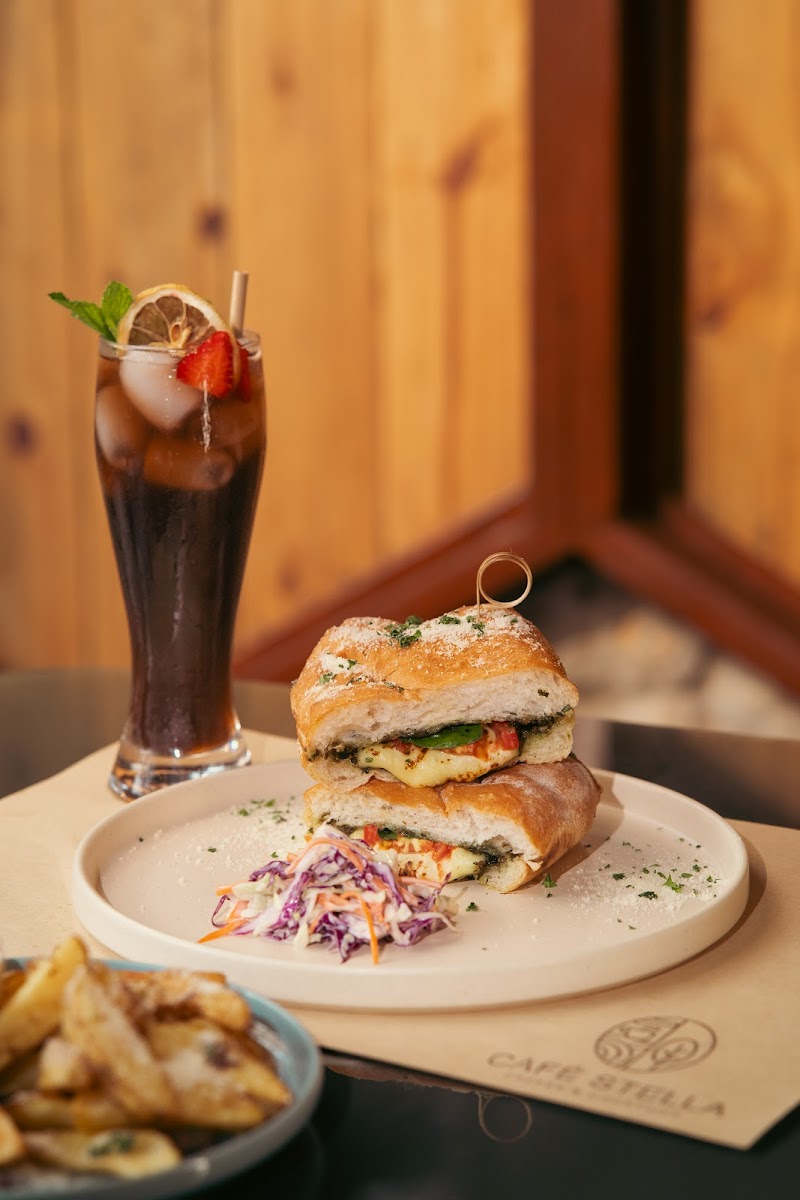 Cafe Stella Itogon Photo 4