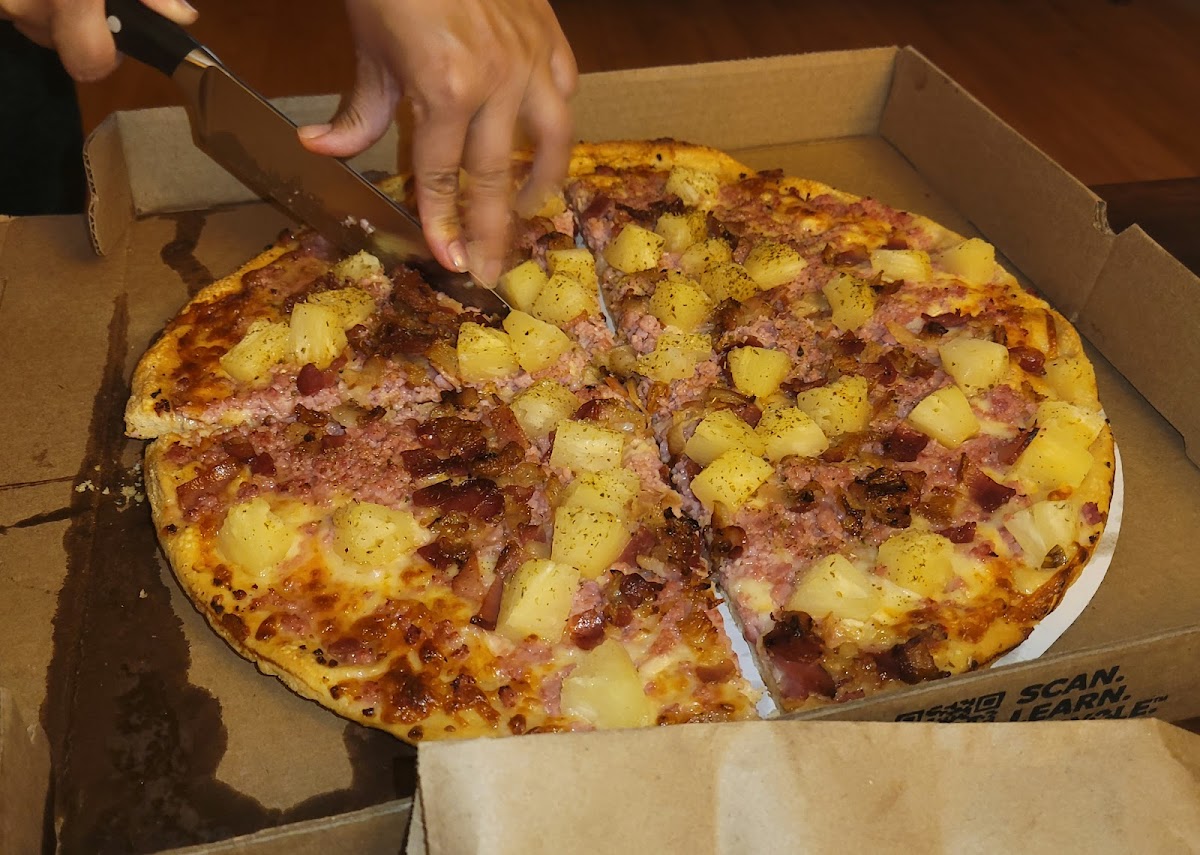 Ronny's Pizza Photo 2