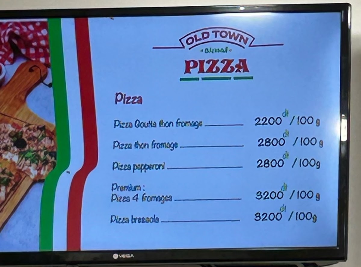 Old Town Pizza المدينة Photo Menu 3