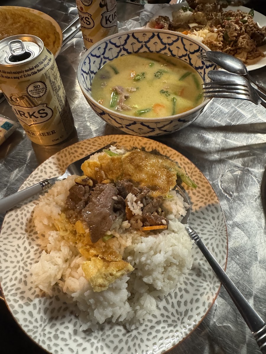 Noot's Thai Food Photo 6