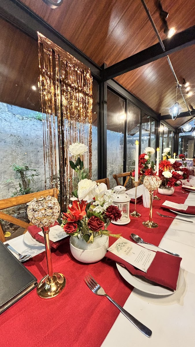 Damar Langit Dining & Venue Cibubur Photo 3