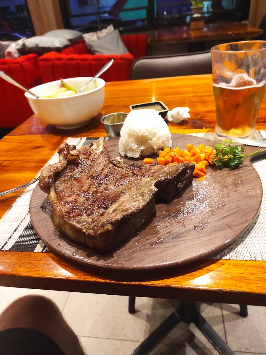 Angus Dan's Photo 8