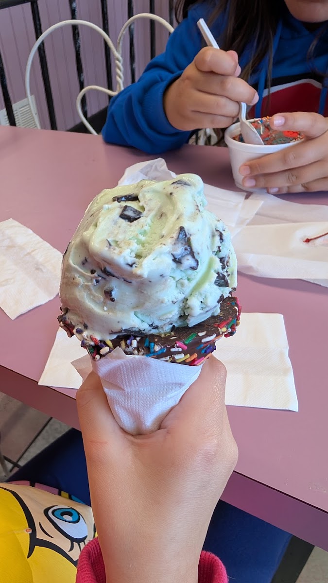 Big Olaf Creamery Photo 3