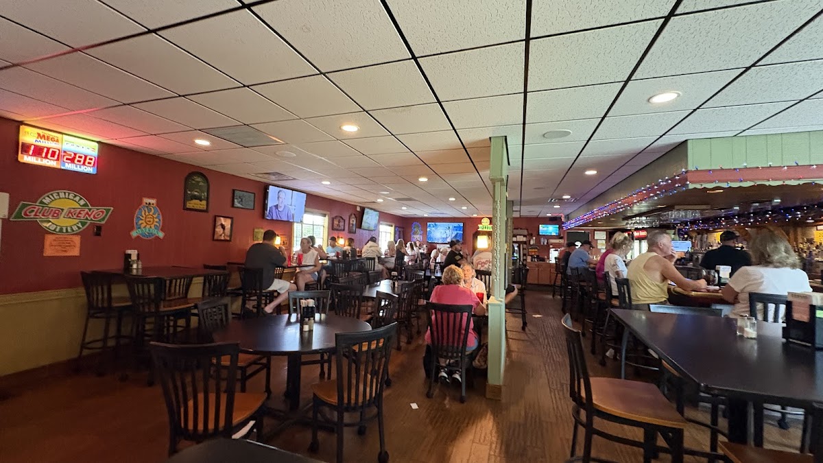 The Richland Pub Photo 4