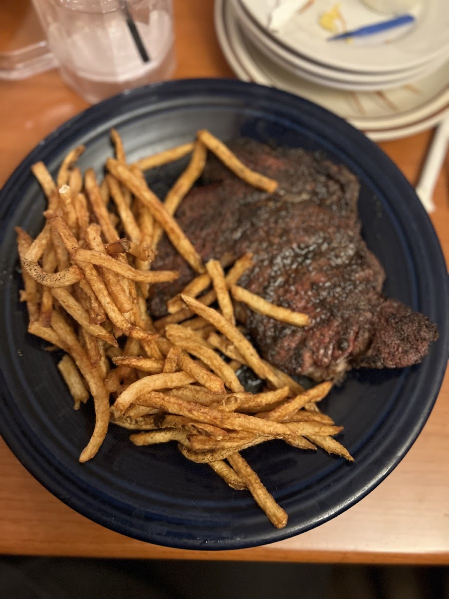 Cagle Steaks & BBQ Photo 8
