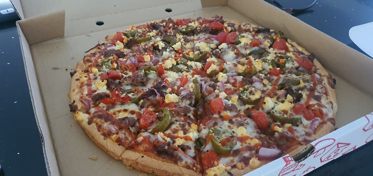 Ultimate Pizza Photo 5