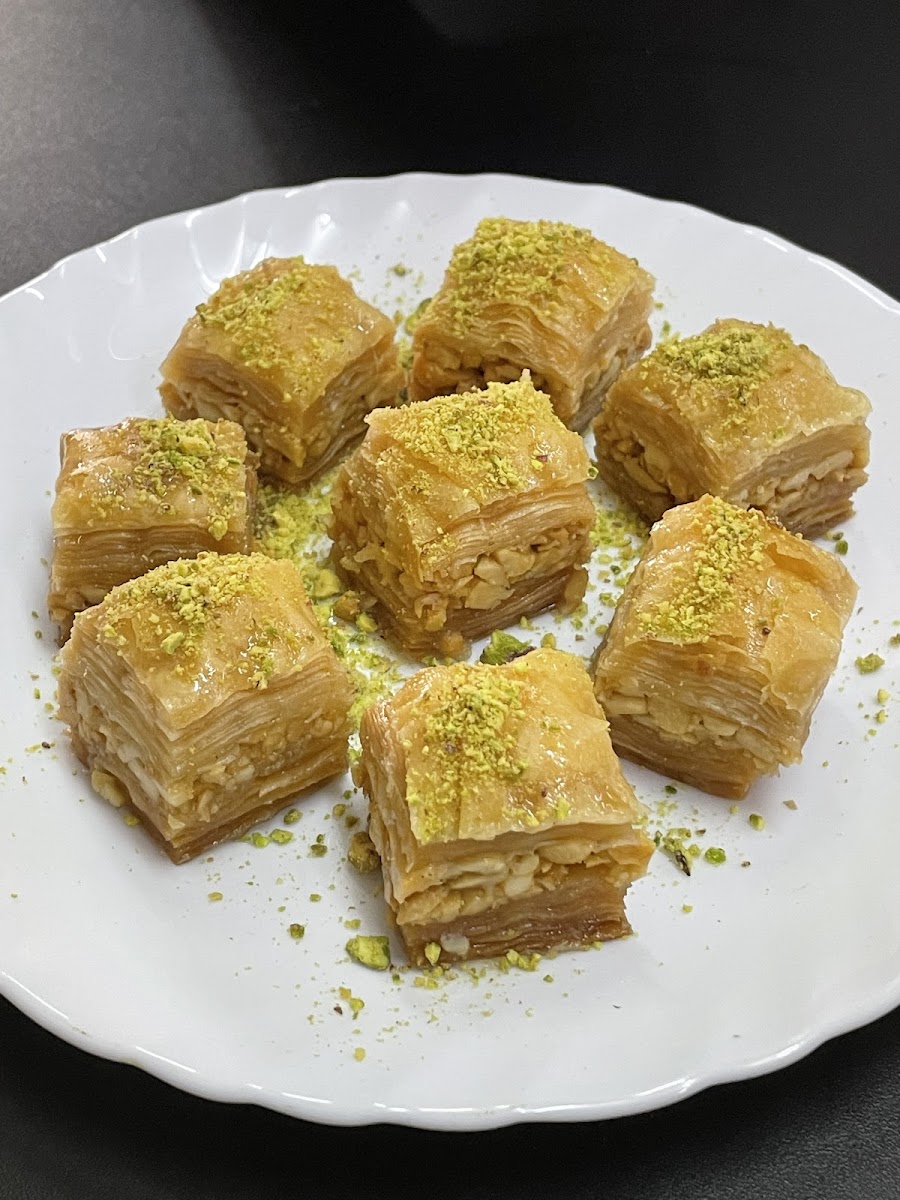 Rubin Mardini Cafe & Restaurant Photo 6