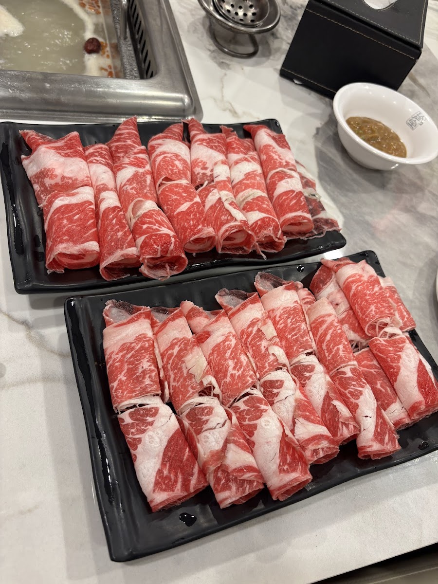 Zhenbao Hotpot Makati 珍宝重庆火锅 Makati店（原小当家） Photo 3