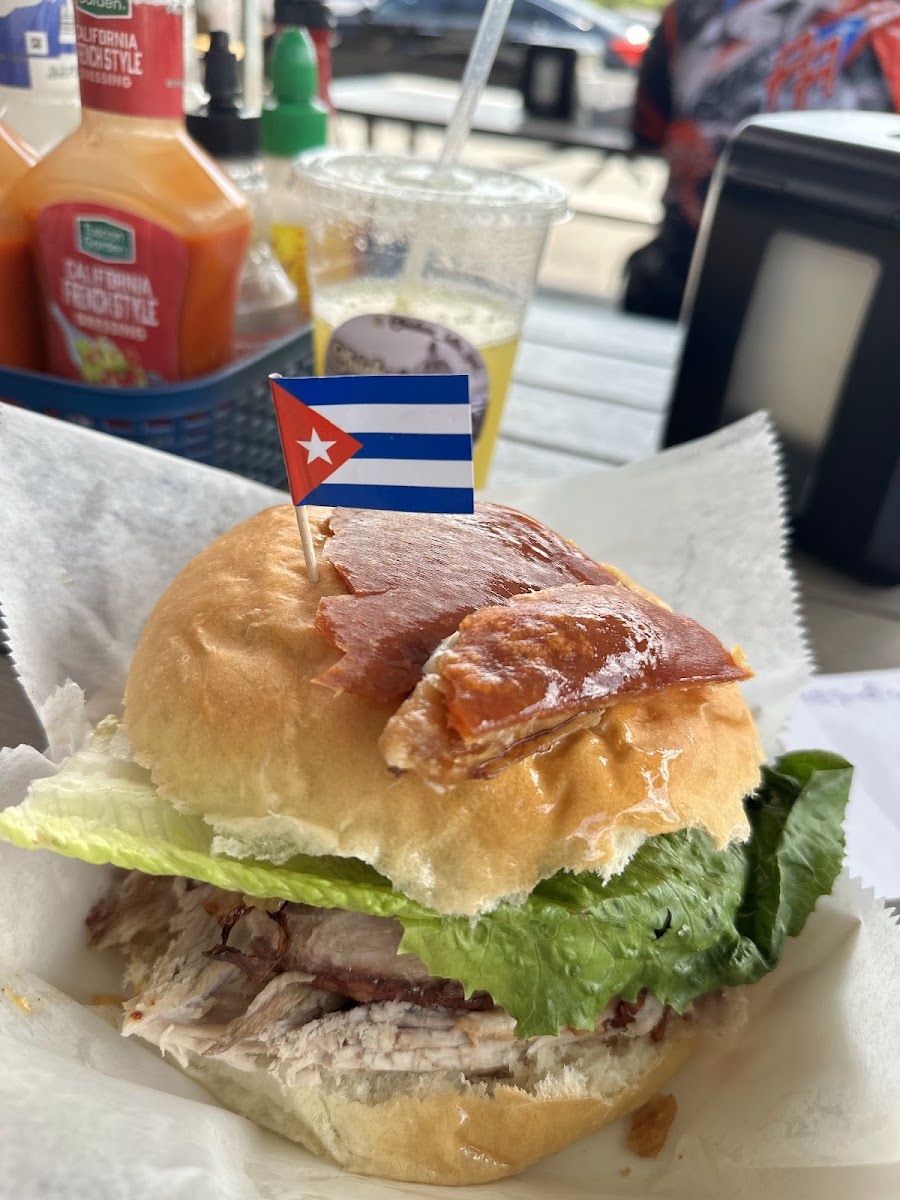 Chicha's Latin Food Photo 4