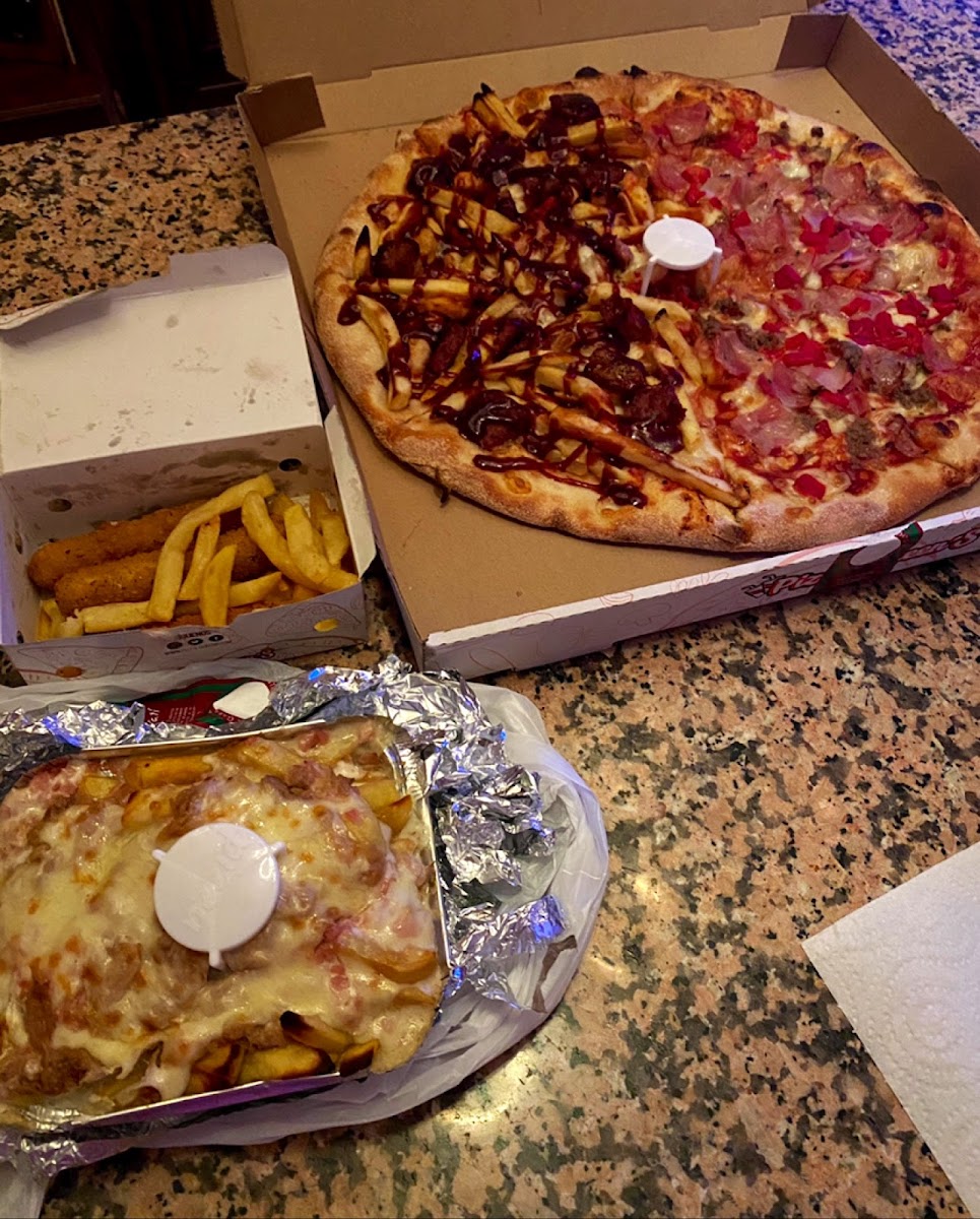 Pizza Queen's - Fernán Núñez Photo 10