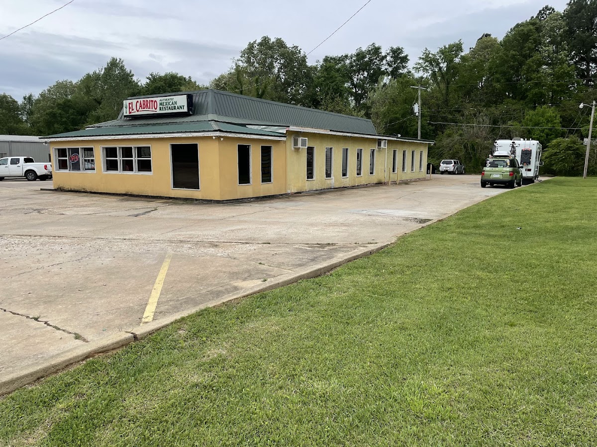 El Cabrito Grill and Bar Photo 4