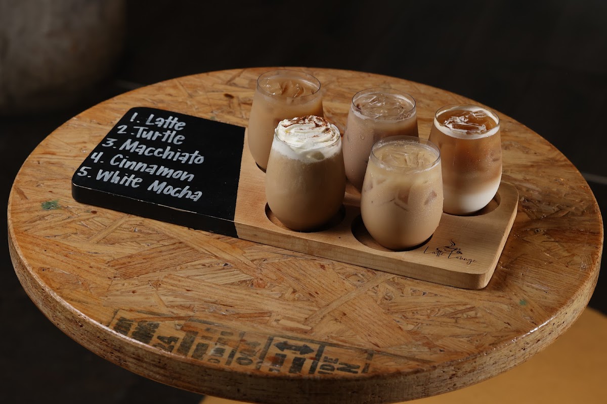 Latté Lounge | Ferguson Photo 2