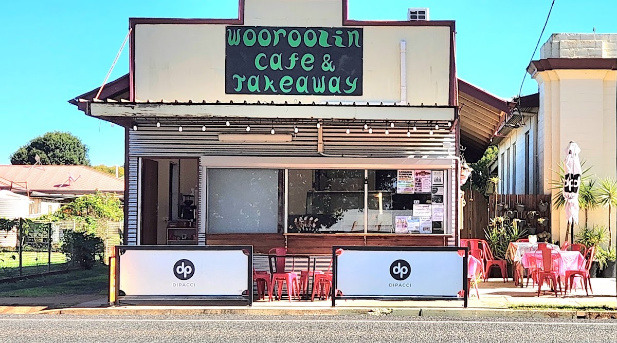 Wooroolin Cafe and Convenience Photo 3