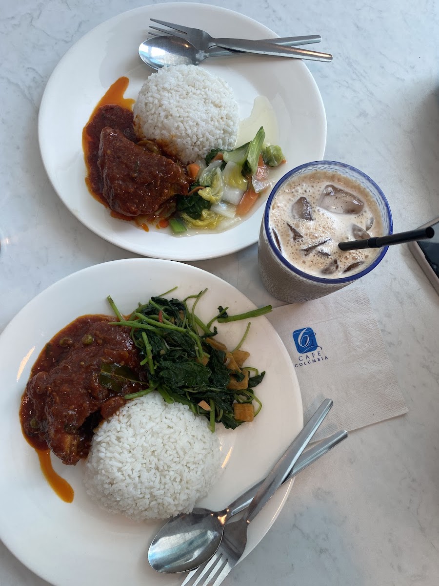 Restoran Cafe Columbia Photo 4