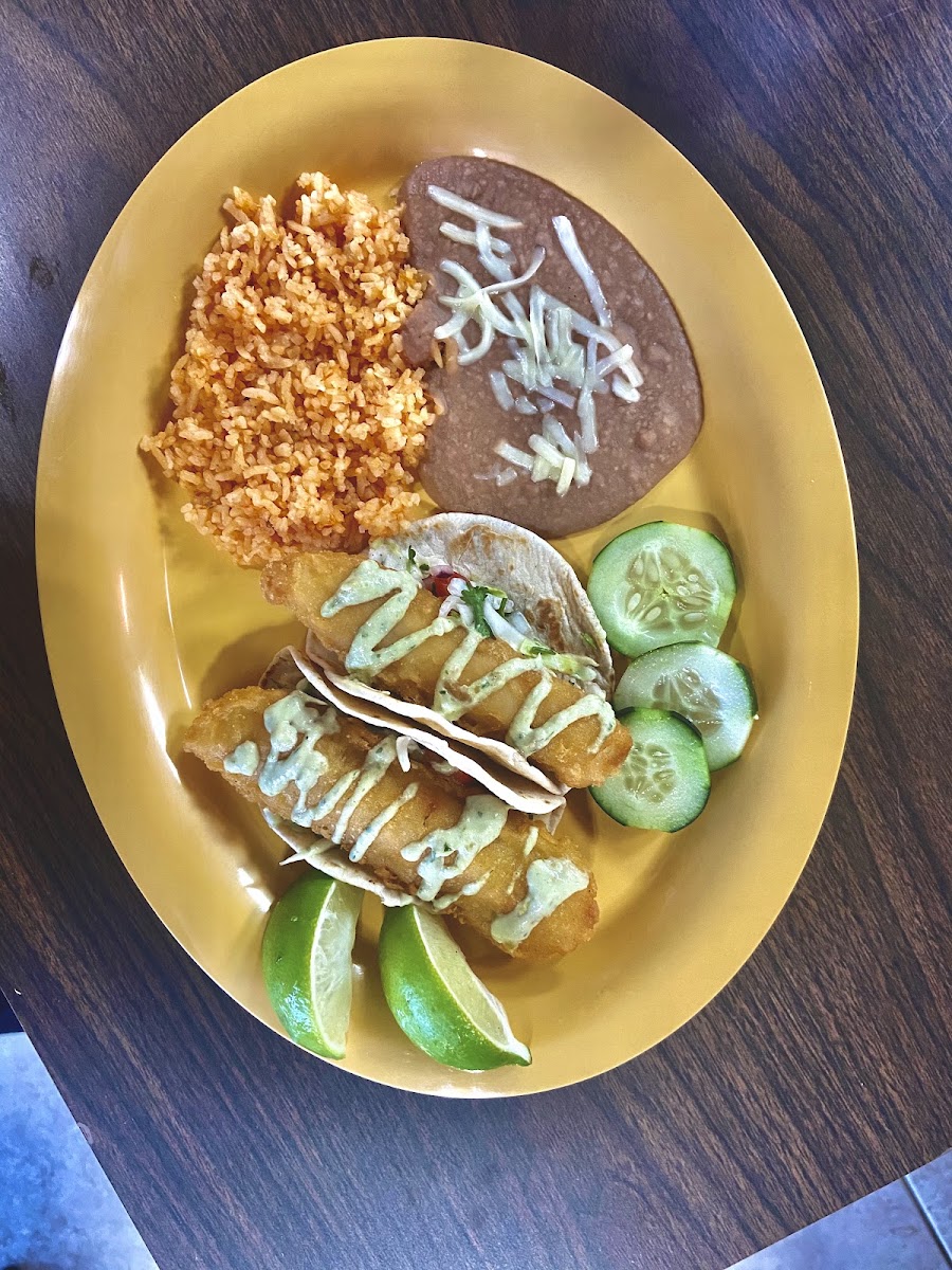 Tres Amigos Taqueria Photo 8