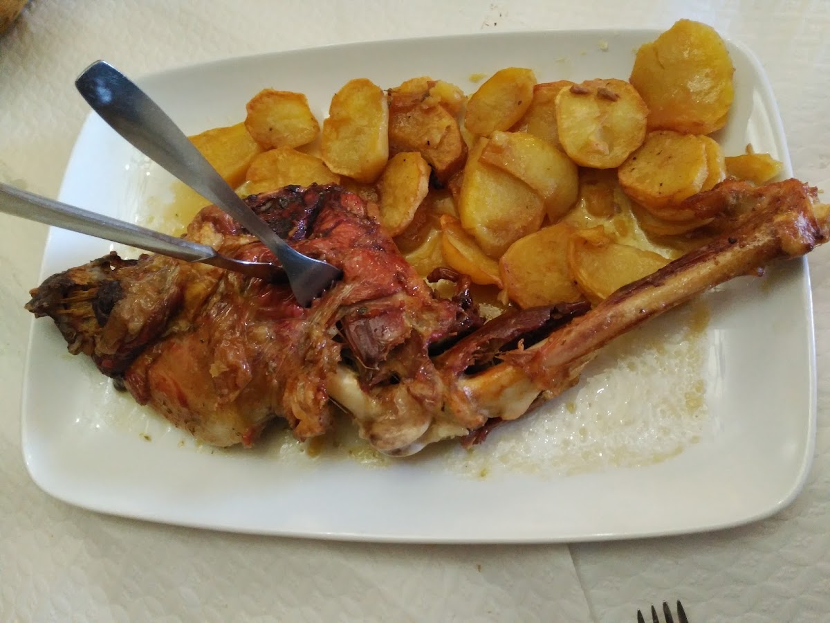 Hostal Restaurante El Cerezo Photo 7