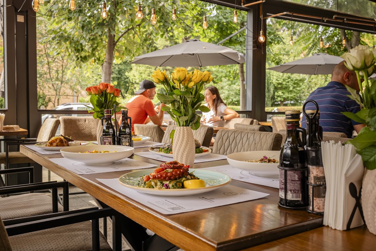 Noi Restaurant