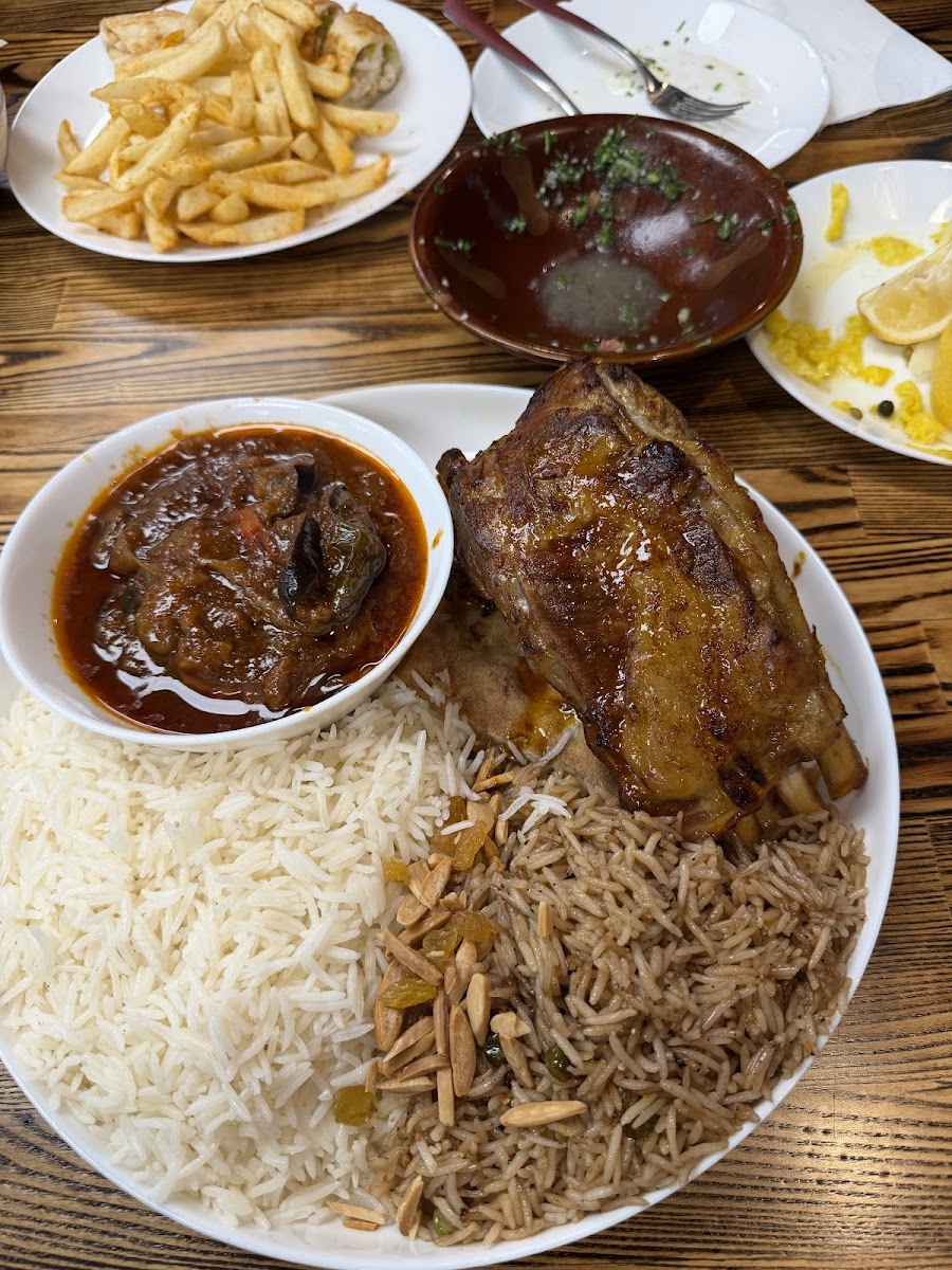 Alfanar Restaurant Photo 9