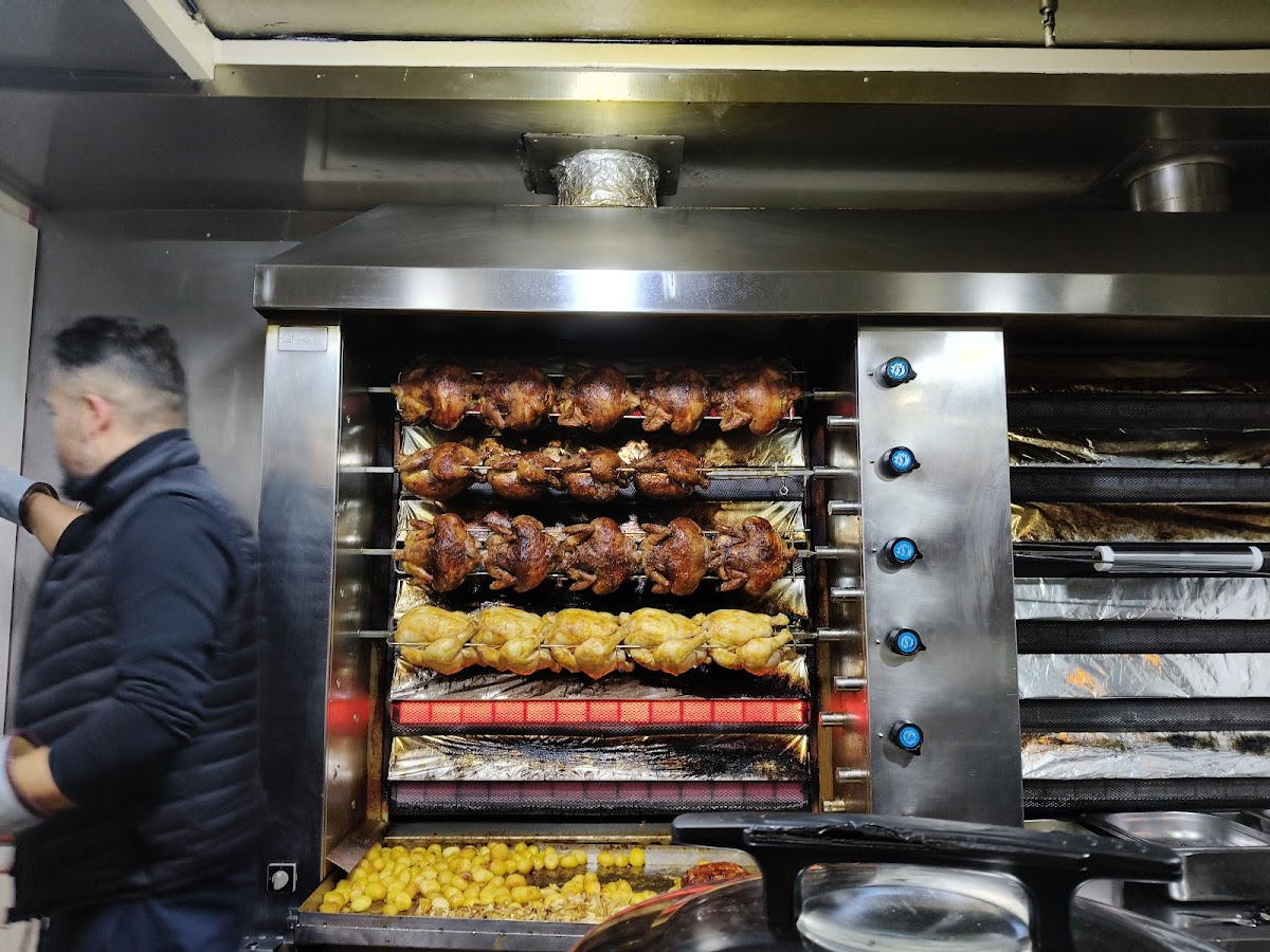 LOS POLLOS GRILL
