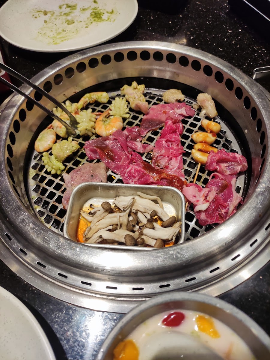 Hachi Grill Puri Indah Photo 5