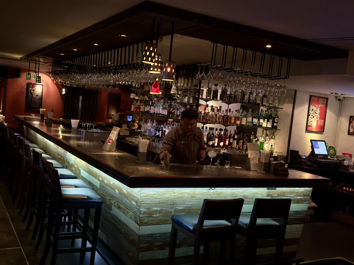 Oskar Bistro Bangkok