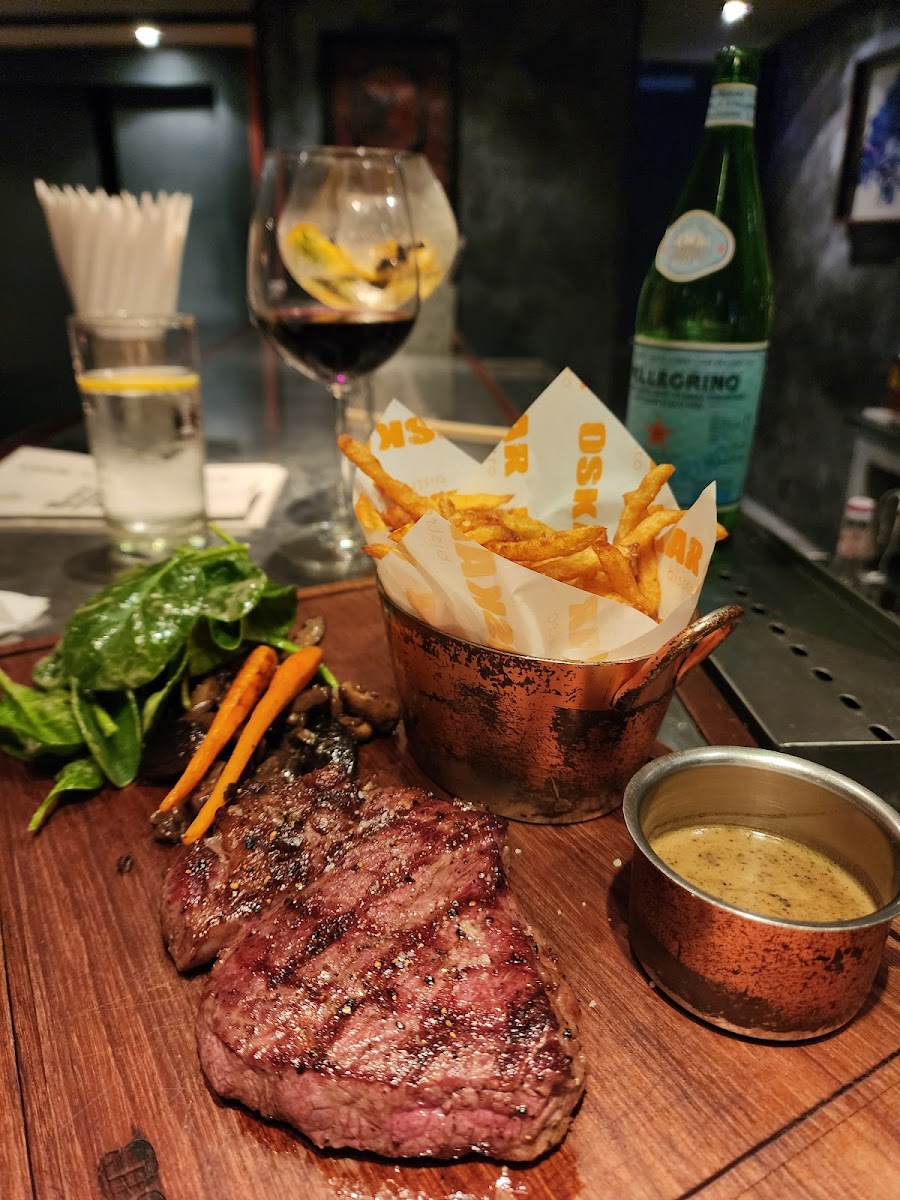 Oskar Bistro Bangkok Photo 8