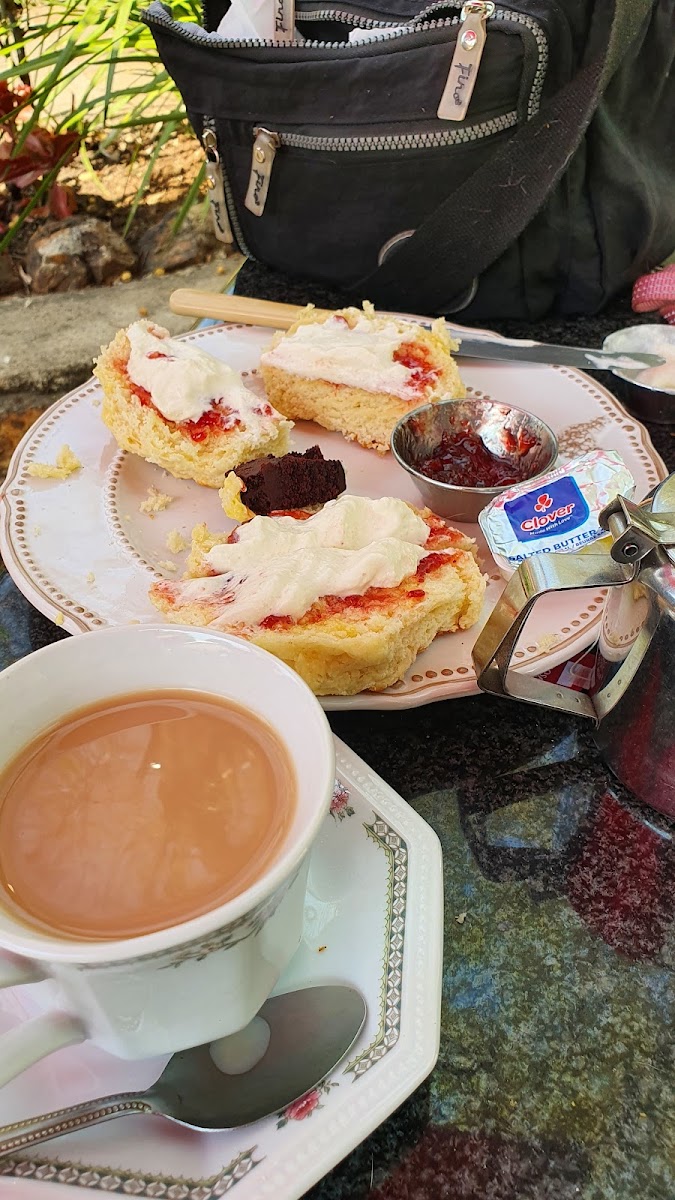 Ouma Isie's Tea Garden and Restaurant Photo 9