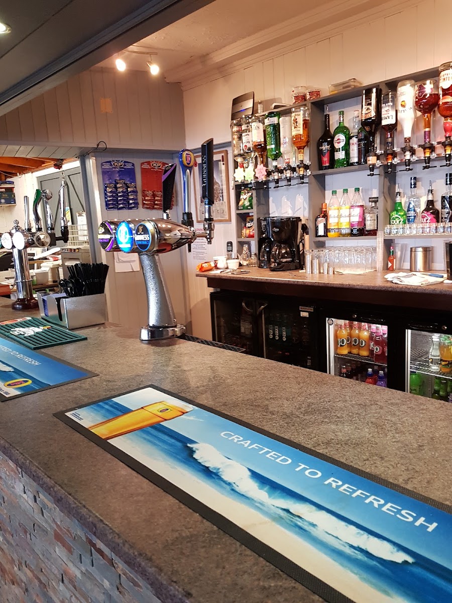 Waterside Bar & Grill Photo 7