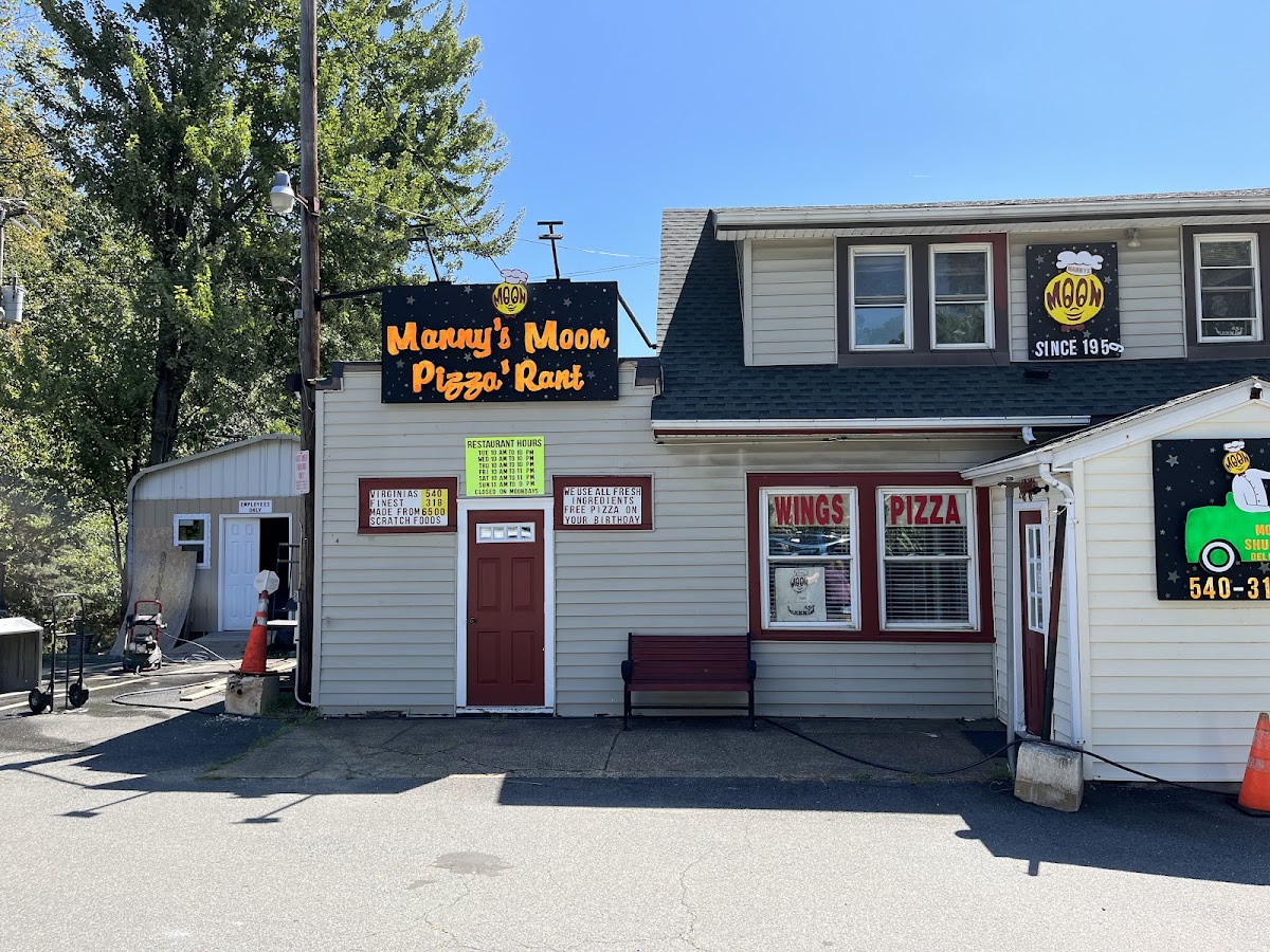 Manny’s Moon Pizza ‘Rant