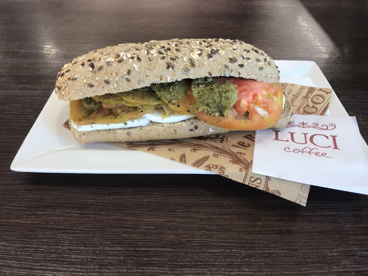 Luci Coffee Photo 4