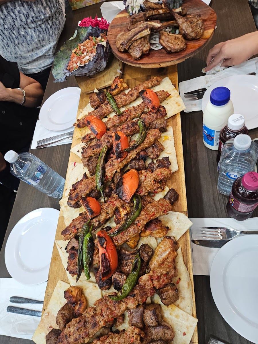 Biber Diner Merrylands Photo 6