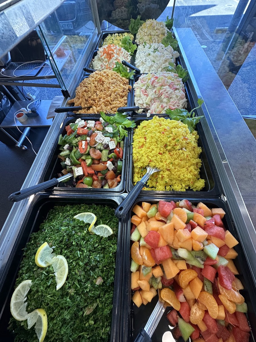 beirut chicken & seafood Photo 3