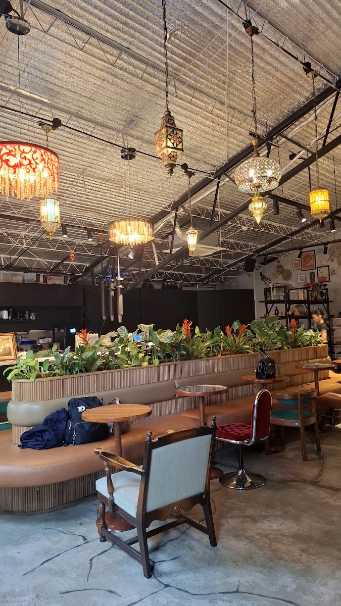MAJIKASA CAFE Photo 3