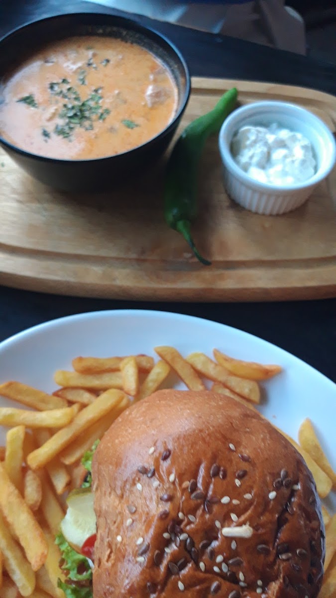 Corner Pub & Grill Photo 6