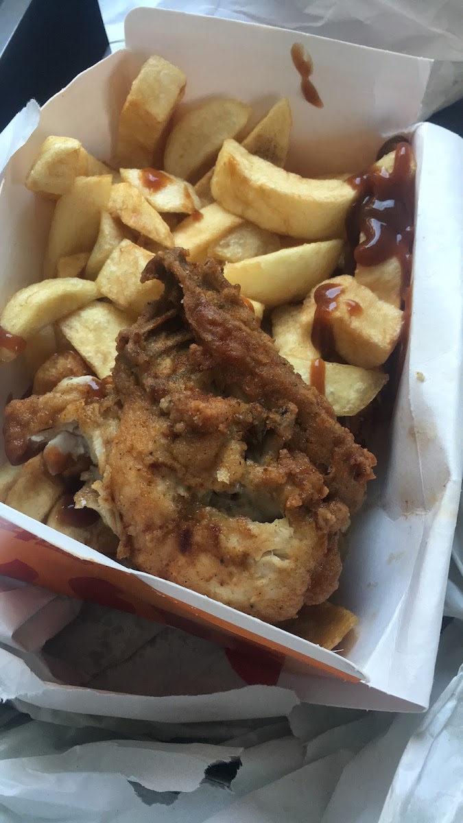 Royal fish and chips Photo 4