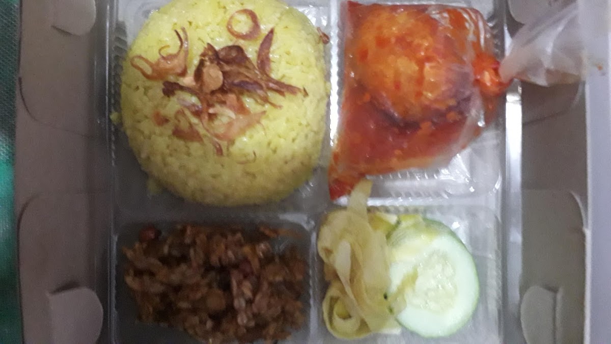 Nasi Kuning Mba. Tati Photo 6