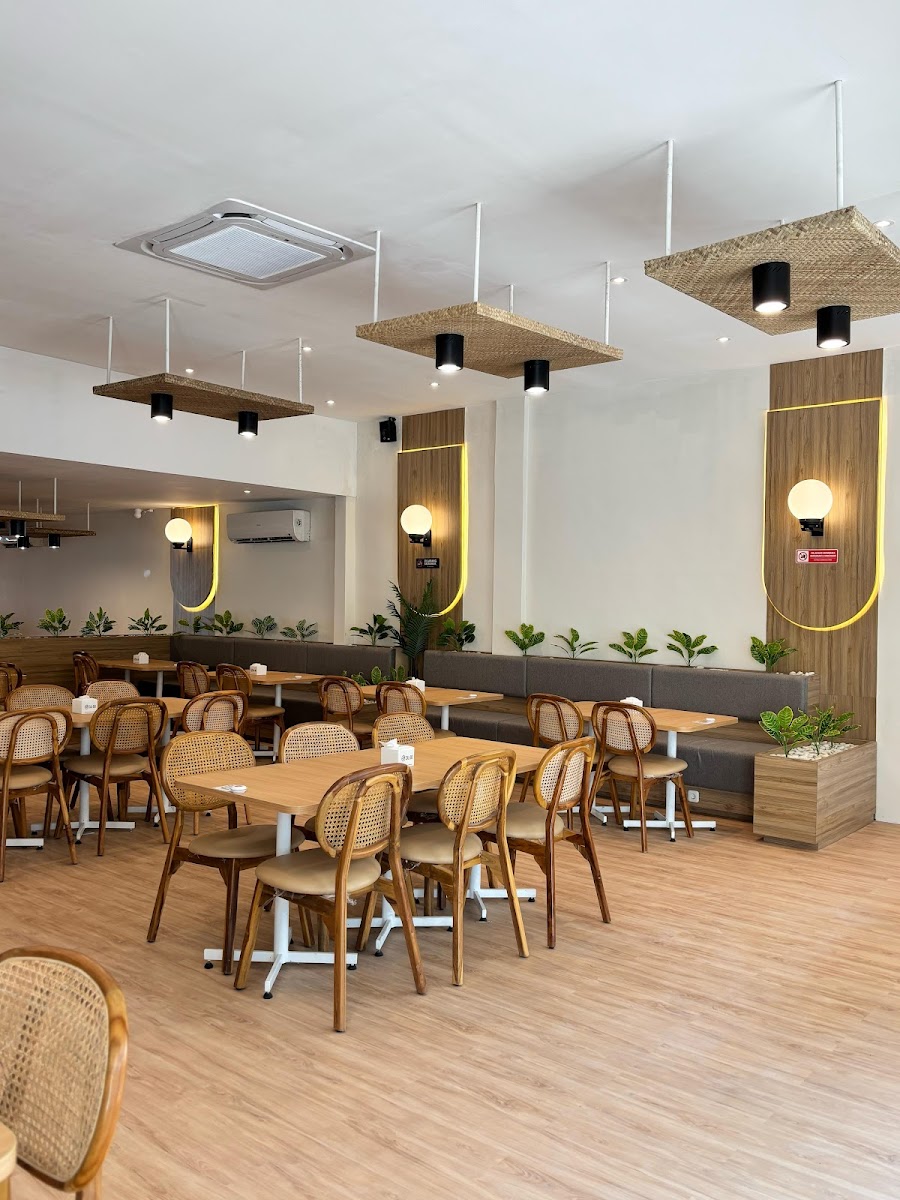 Cal•Do Cafe - Tenggilis Mejoyo