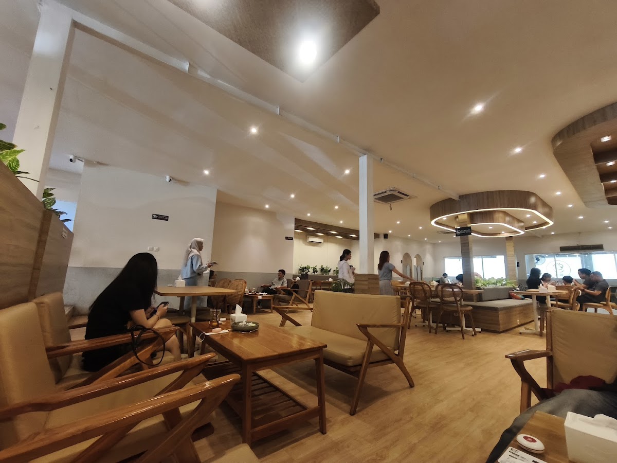 Cal•Do Cafe - Tenggilis Mejoyo Photo 3