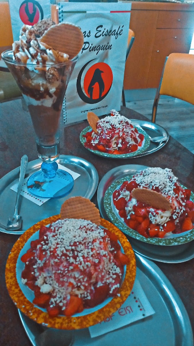 Eiscafé Pinguin Photo 4